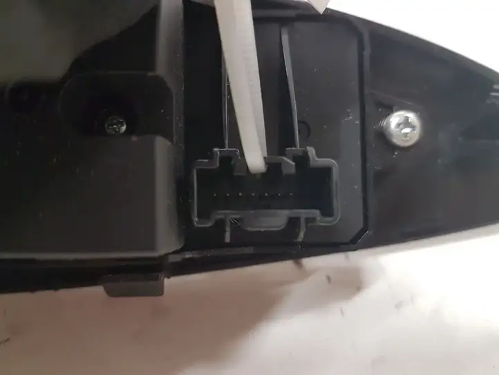 Mazda 6 (2005 - 2007) GP9A684L6 Кнопка стеклоподъемников — фото 4