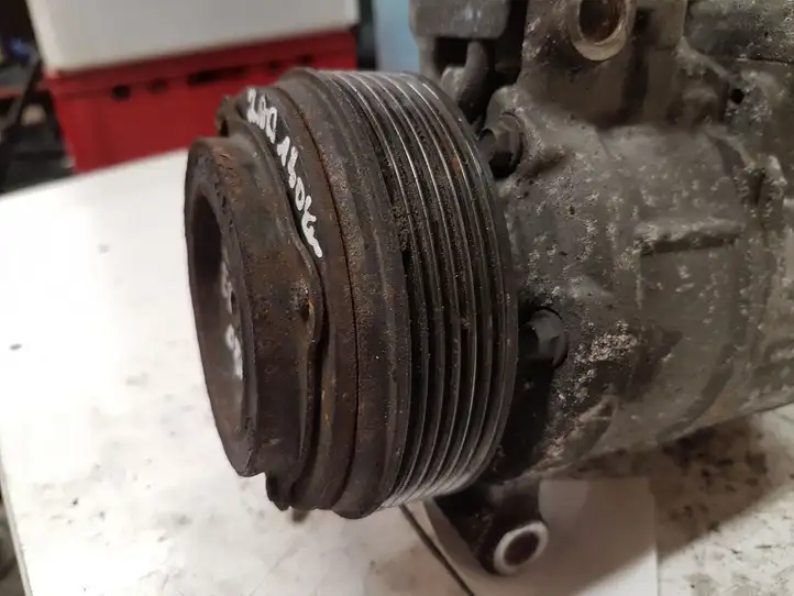BMW 1 E81 E87 (2004 - 2011) 6452698786203 Компрессор (насос) кондиционера воздуха — фото 4