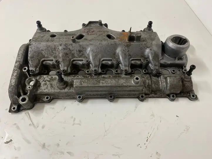 Volvo V70 (2004 - 2007) 08692397004 Крышка головки блока цилиндров — фото 5