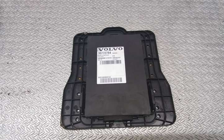 Volvo S80 (2006 - 2009)  30772784 Блок управления центрального замка