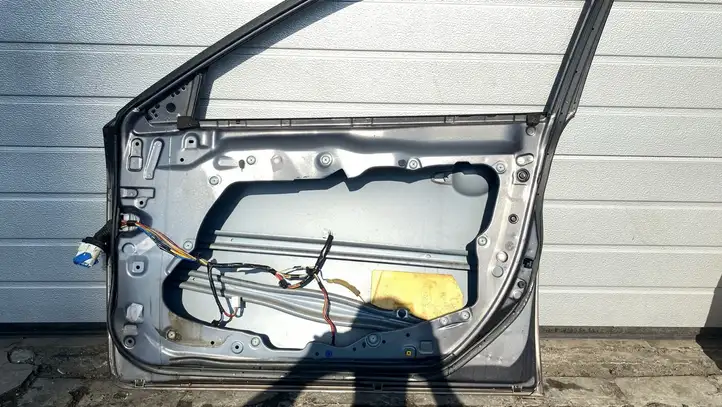 Mazda 6 (2005 - 2007) Дверь — фото 3