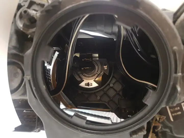 BMW 3 F30 F35 F31 (2012 - 2018) 7211100000 Передняя фара — фото 6