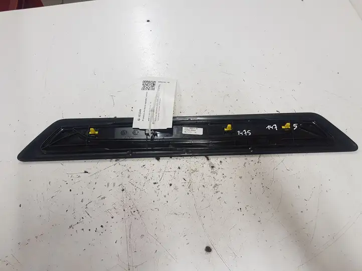 BMW 3 F30 F35 F31 (2012 - 2018) 5147726331504 Внутренняя отделка переднего порога — фото 3