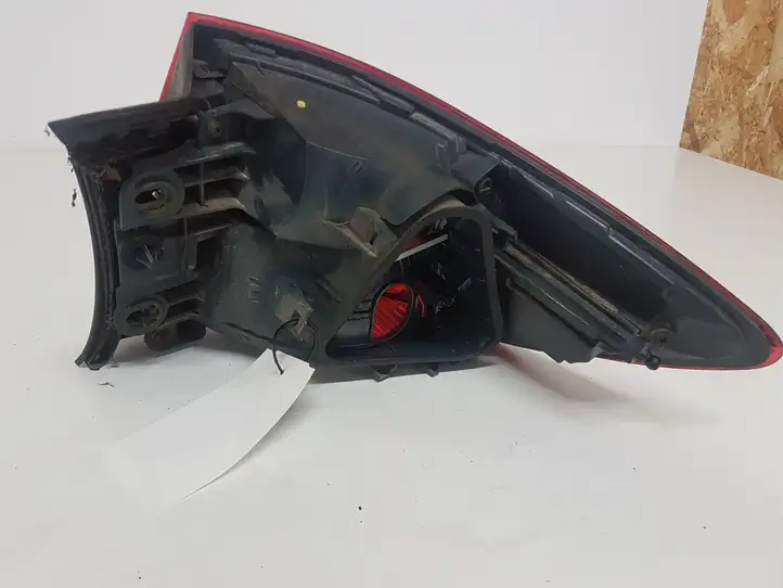BMW 3 F30 F35 F31 (2012 - 2018) I090106 Задний фонарь в кузове — фото 6