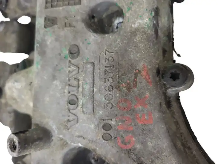Volvo S80 (2006 - 2009) 30637137 Крышка головки блока цилиндров — фото 6