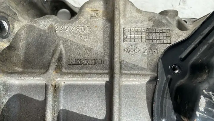 Nissan Qashqai (2010 - 2013) 1237780P Картер двигателя — фото 6