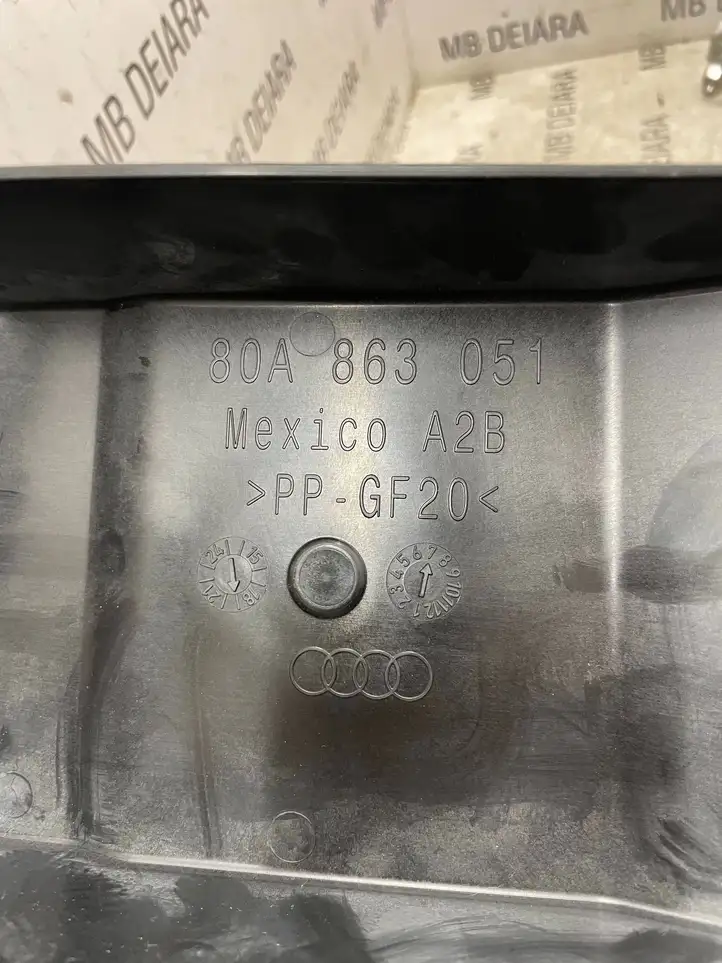 Audi Q5 SQ5 (2017 - ) 80A863051 Прочие детали салона — фото 2
