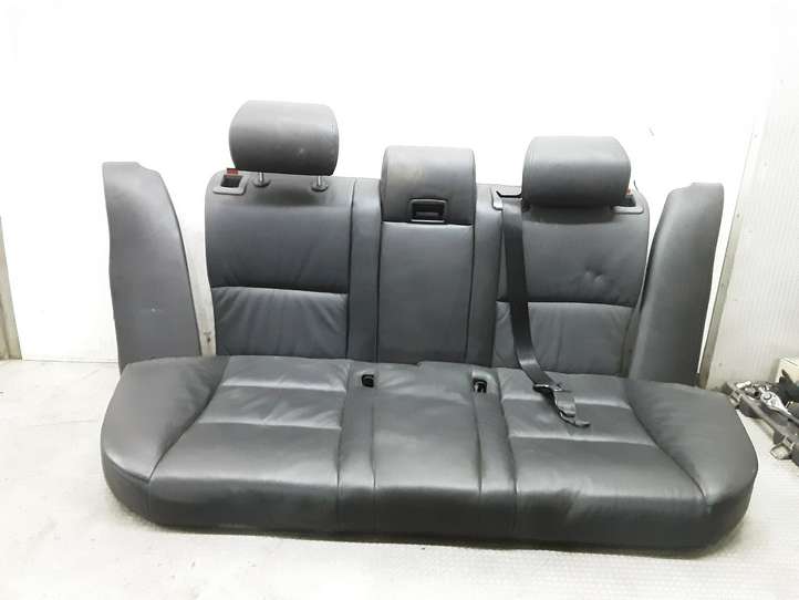 BMW 5 E60 E61 (2004 - 2010)   Комплект отделки дверей