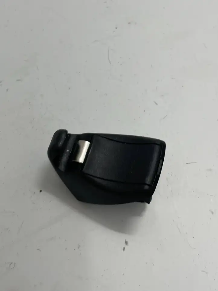 BMW 3 F30 F35 F31 (2012 - 2018) 7277251 Крепление солнцезащитного козырька — фото 1