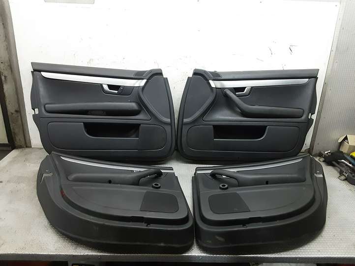 Audi A4 (2004 - 2009)   Комплект отделки дверей