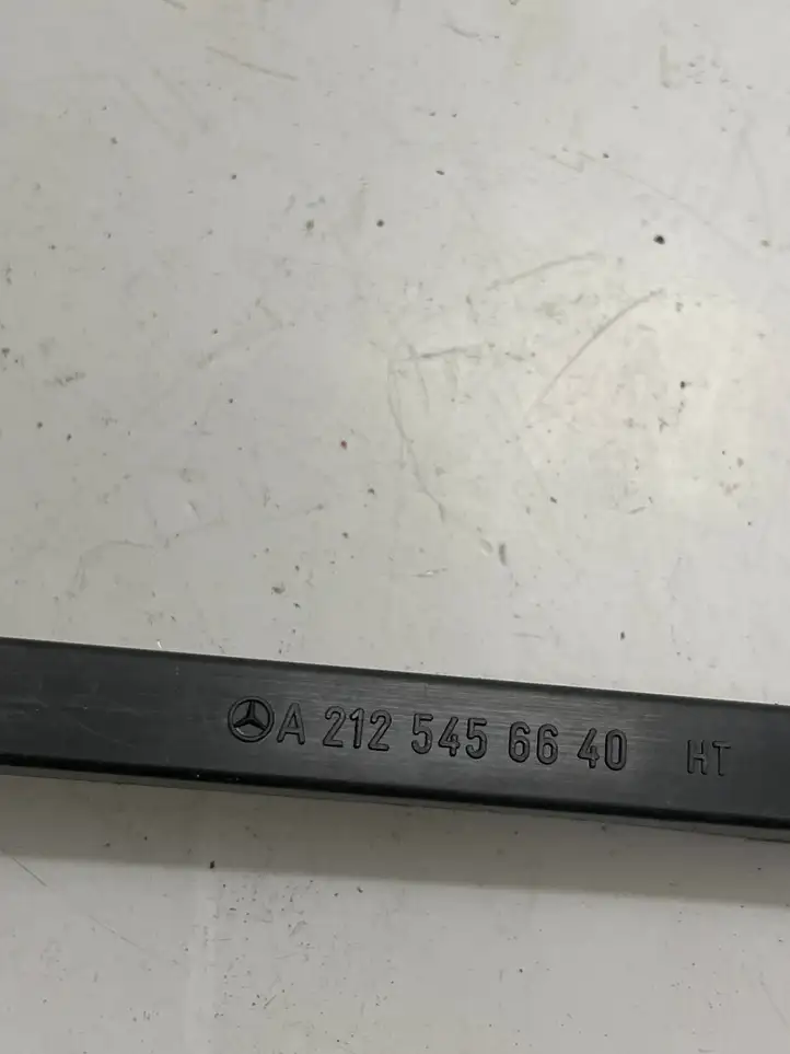Mercedes-Benz GLE W166/C292 (2015 - 2019) A2125456640 Кронштейн GPS-навигатора — фото 2