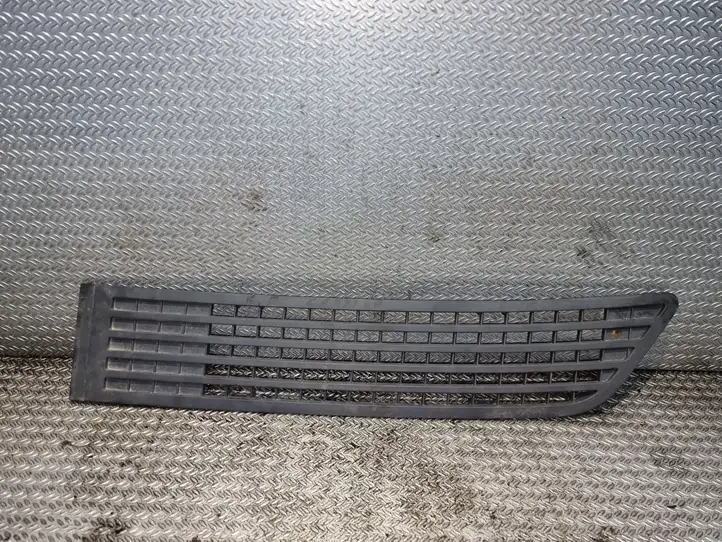 Volkswagen Crafter (2006 - 2016) 9068361018 Решетка радиатора — фото 1