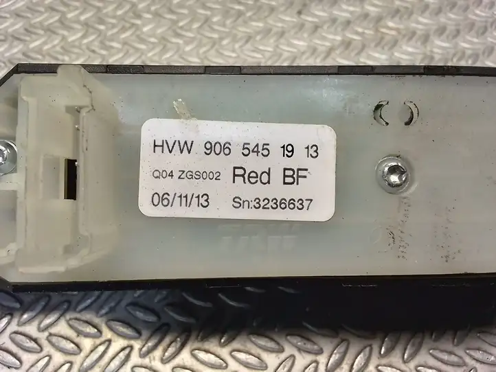 Volkswagen Crafter (2006 - 2016) 9065451913 Кнопка стеклоподъемников — фото 2