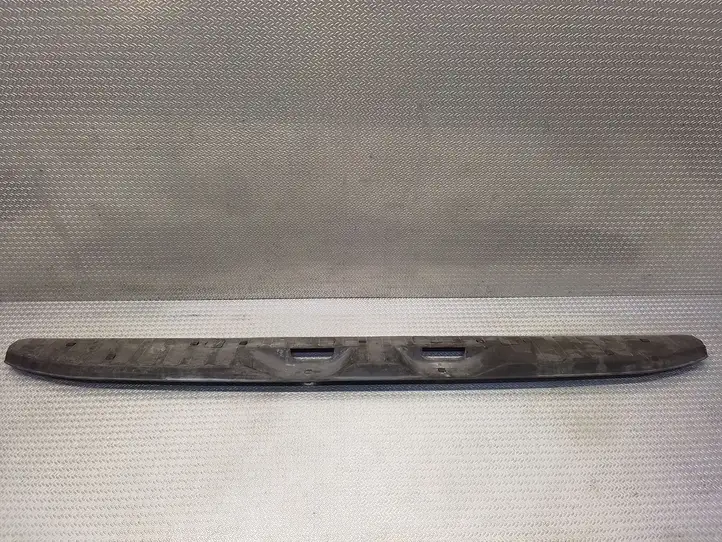 Volkswagen Crafter (2006 - 2016) 9066860074 Отделка порога багажника — фото 1