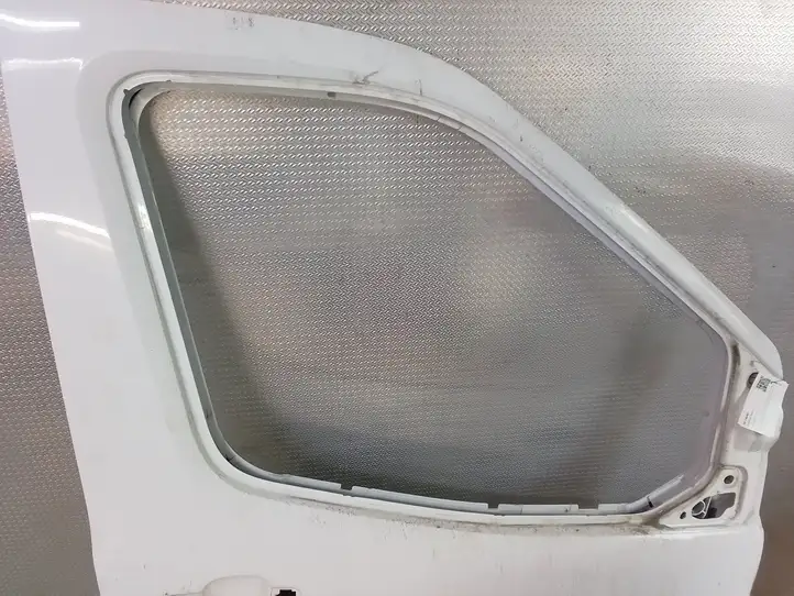 Ford Transit (2013 - 2017) Дверь — фото 2