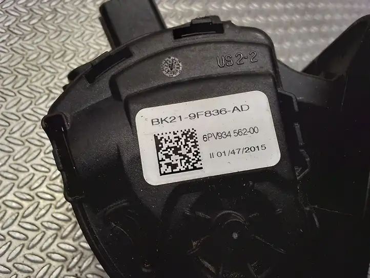 Ford Transit (2013 - 2017) BK219F836AD Педаль акселератора — фото 3