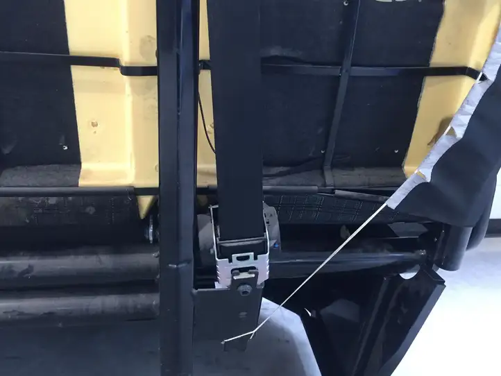 Mercedes-Benz Sprinter W906 (2006 - 2018) Второй ряд сидений — фото 6