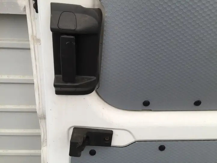 Ford Transit Custom (2014 - ) Боковая раздвижная дверь — фото 8
