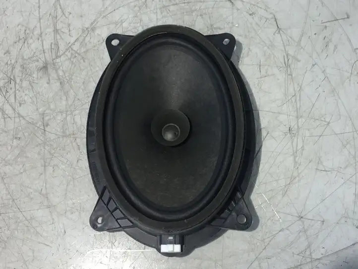 Toyota Avensis T270 (2009 - 2012) EAS23D123A9 Динамики передних дверей — фото 1