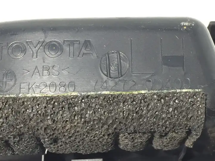 Toyota Yaris (2014 - 2019) 742720D400 Блок кнопок стеклоподъемников — фото 4