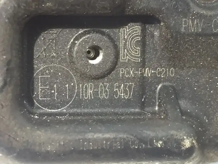 Toyota Yaris (2014 - 2019) 10R035437 Датчик давления шин — фото 2