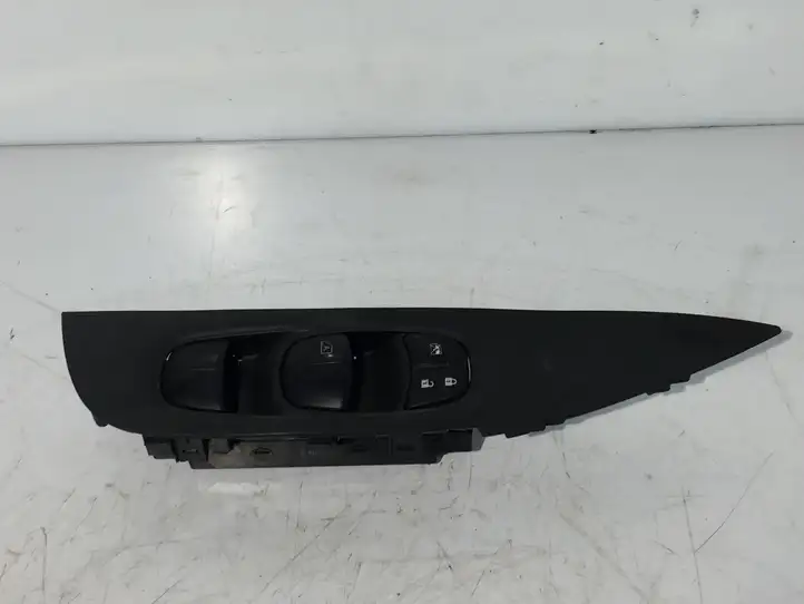 Nissan X-Trail T32 (2014 - 2021) 809614CE2A Блок кнопок стеклоподъемников — фото 1