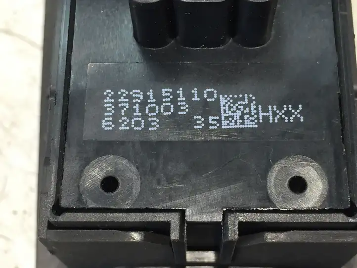 Opel Mokka (2012 - 2016) 22915110 Кнопка стеклоподъемников — фото 4