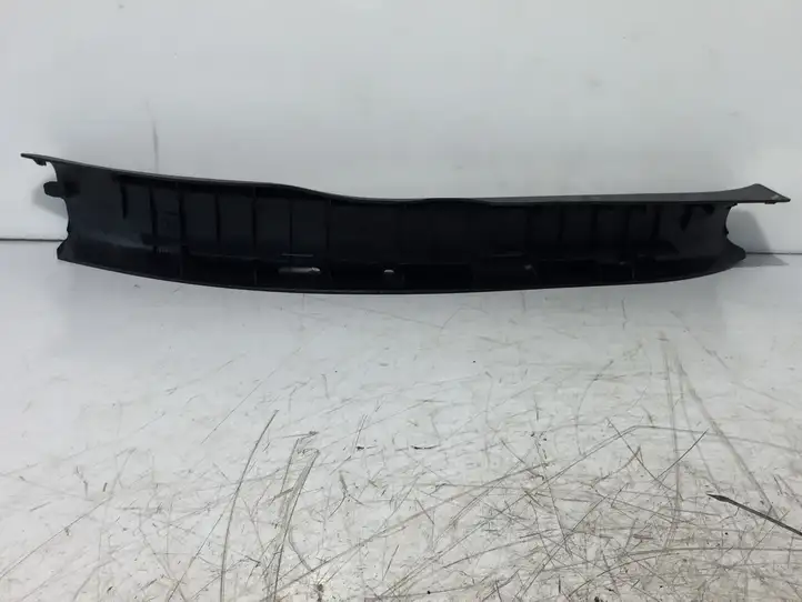 Toyota Yaris (2014 - 2019) 679180D140 Внутренняя отделка заднего порога — фото 2