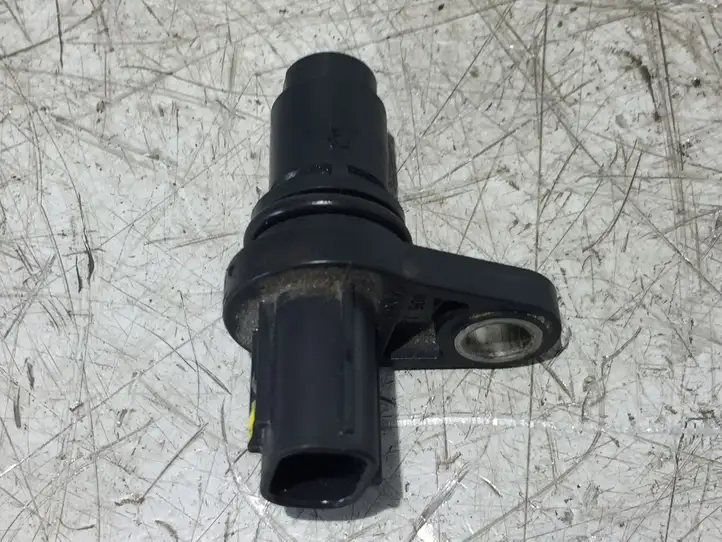 Toyota Yaris (2014 - 2019) 12U051290 Датчик коленвала — фото 3