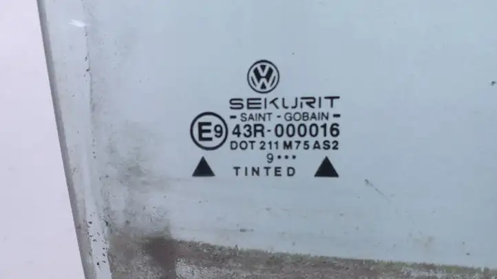 Volkswagen Polo (1994 - 2001)   Основное стекло задних дверей