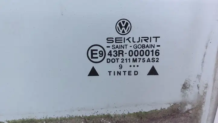 Volkswagen Polo III 6N 6N2 6NF (1994 - 2001) Стекло задней двери — фото 2