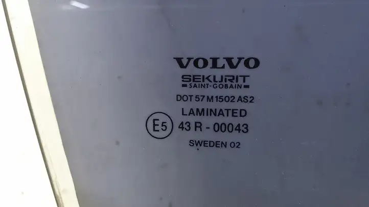 Volvo V70 (2000 - 2004) Стекло задней двери — фото 2