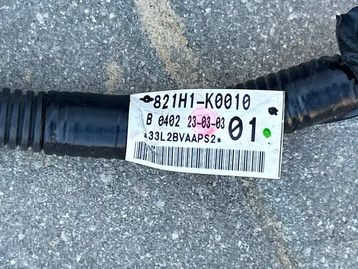 Toyota Yaris Cross (2020 - ) 82815K0330 Плюсовой провод аккумулятора — фото 3