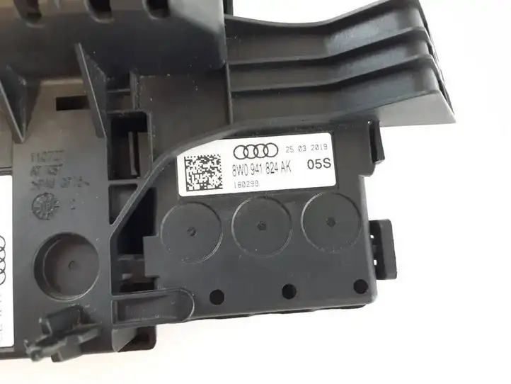 Audi A4 S4 B9 (2015 - 2019) 8W0941823E Плюсовой провод аккумулятора — фото 3