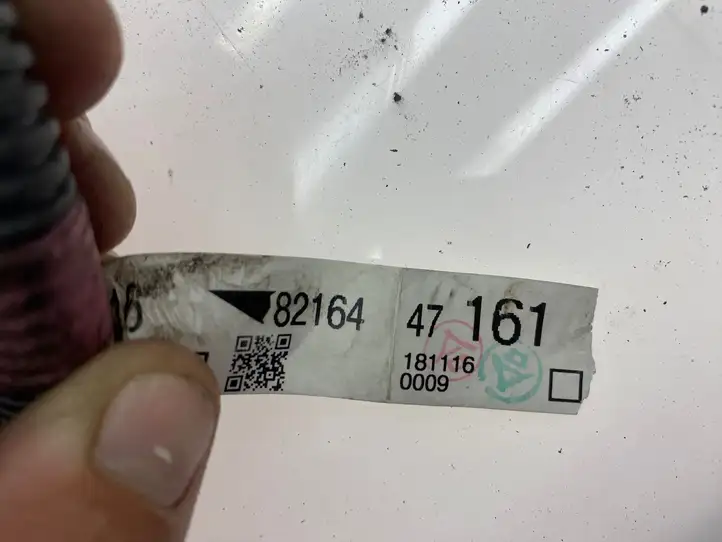 Toyota Prius+ (ZVW40) (2011 - 2018) 8216447161 Плюсовой провод аккумулятора — фото 5