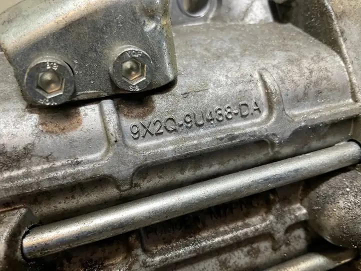 Land Rover Range Rover Sport L494 (2013 - 2017) 9X2Q9U438DA Охладитель клапана EGR — фото 3
