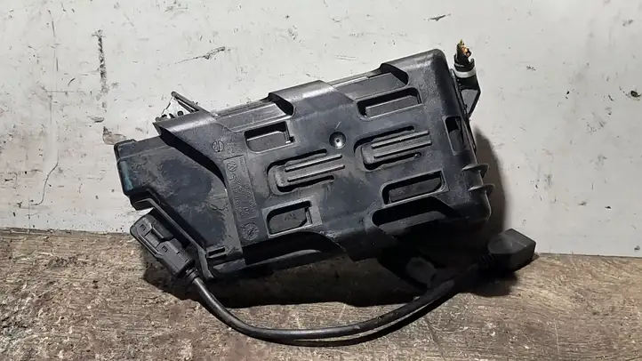 Volkswagen Polo V 6R (2009 - 2015) 5N0035342C Контроллер мультимедийной системы — фото 2