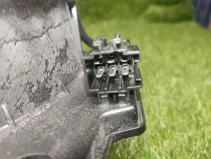 Mercedes-Benz E W212 (2009 - 2016)  A2128202302 Громкоговоритель (громкоговорители) в заднем подоконнике