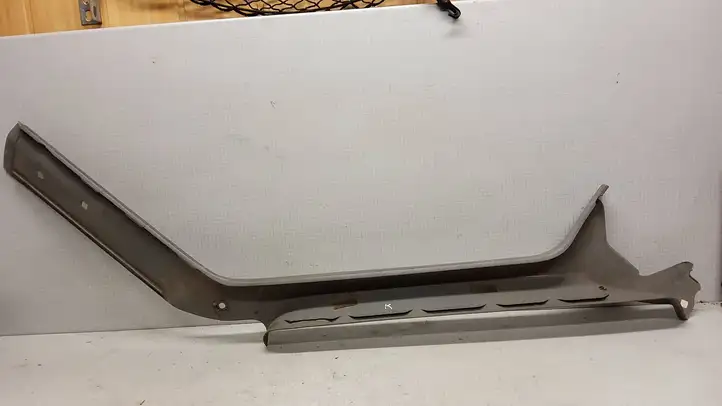 Volkswagen Transporter-Caravelle (1990 - 2003)  705867233 Другая деталь салона