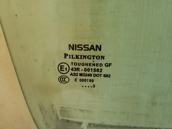 Nissan Qashqai (2010 - 2013) Стекло передней двери — фото 3