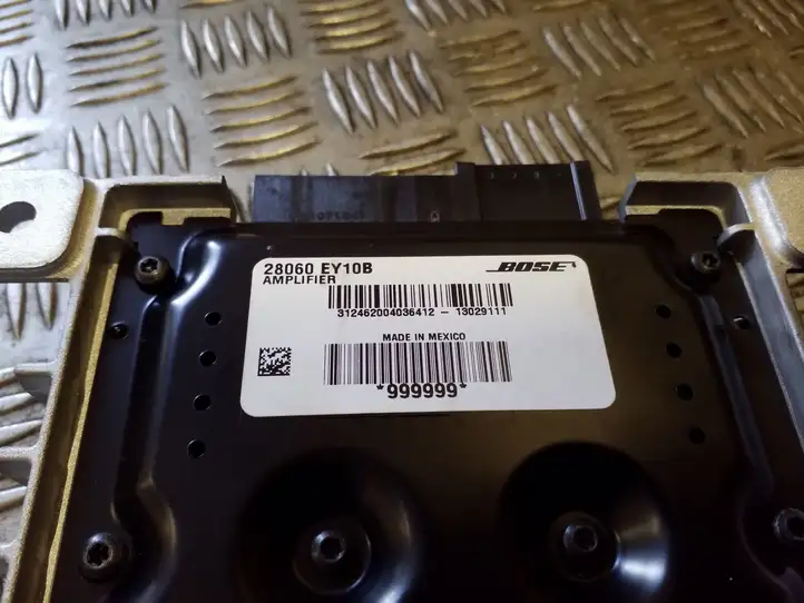 Nissan Qashqai (2010 - 2013) 28060EY10B Усилитель звука — фото 7