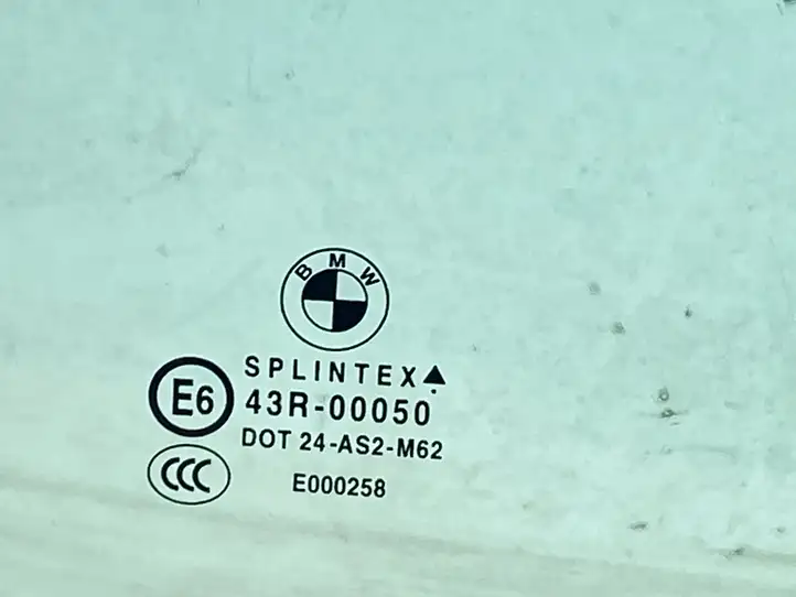 BMW 5 E60 E61 (2004 - 2010)  43R00050 Основное стекло передних дверей (четырехдверного автомобиля)