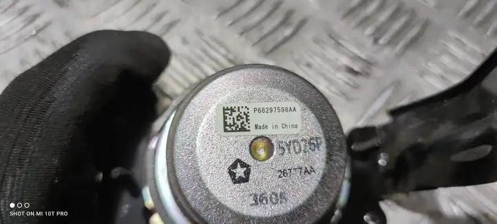 Jeep Grand Cherokee (2010 - 2021) 68297598AA Динамики задней полки — фото 3