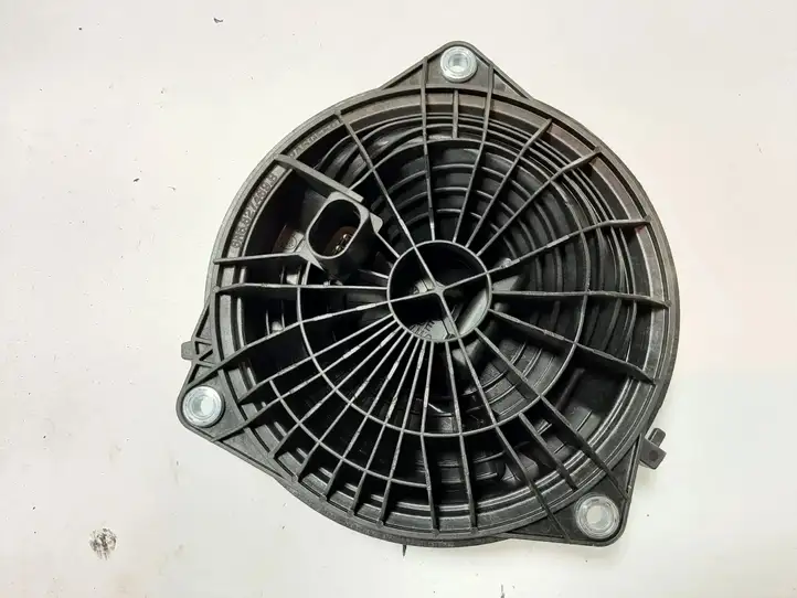 Volkswagen Polo V 6R (2009 - 2015) 6R6827469B Кнопка закрытия багажника — фото 3
