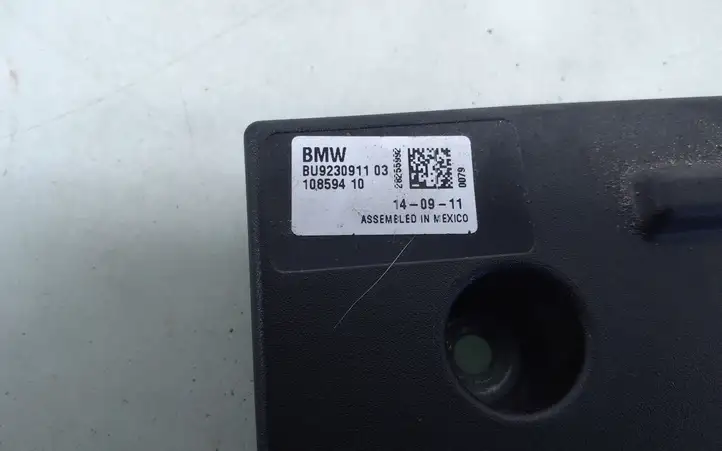 BMW 1 F20 F21 (2011 - 2019)  9230911 Усилитель антенны