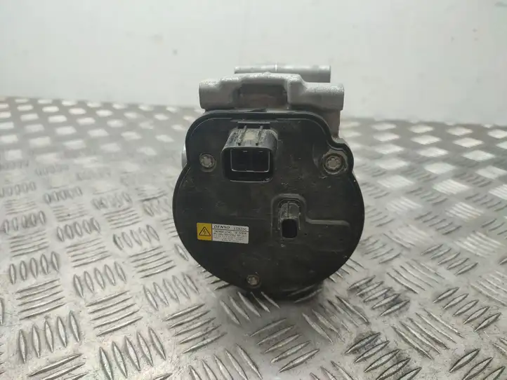 Toyota Yaris (2014 - 2019) 0424000740 Компрессор (насос) кондиционера воздуха — фото 4