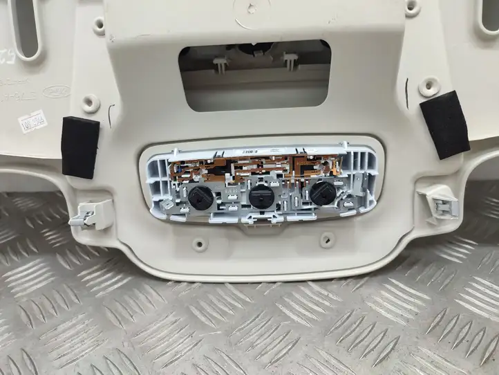Ford Transit Courier (2014 - 2022) ET76A115A00 Передняя подсветка — фото 3