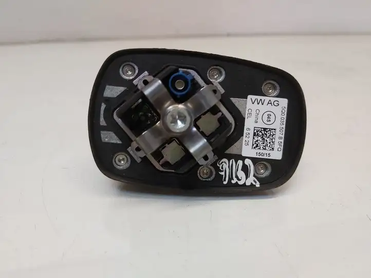 Skoda Octavia Mk3 (5E) (2013 - 2019) 5Q0035507B GPS антенна — фото 2