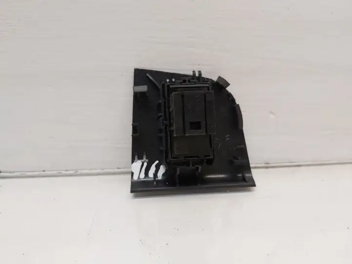 Skoda Octavia Mk3 (5E) (2013 - 2019) 5E0959855A Кнопка стеклоподъемников — фото 2