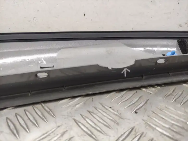 Nissan 370Z (2008 - 2014) 768371EA0A Накладка стоек лобового стекла — фото 2